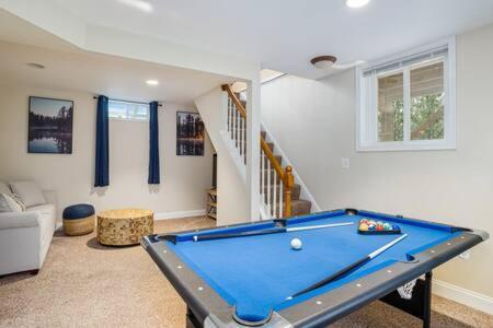 Harpers Ferry Cabin Hot Tub, Deck, Fire Pit, Wifi Экстерьер фото