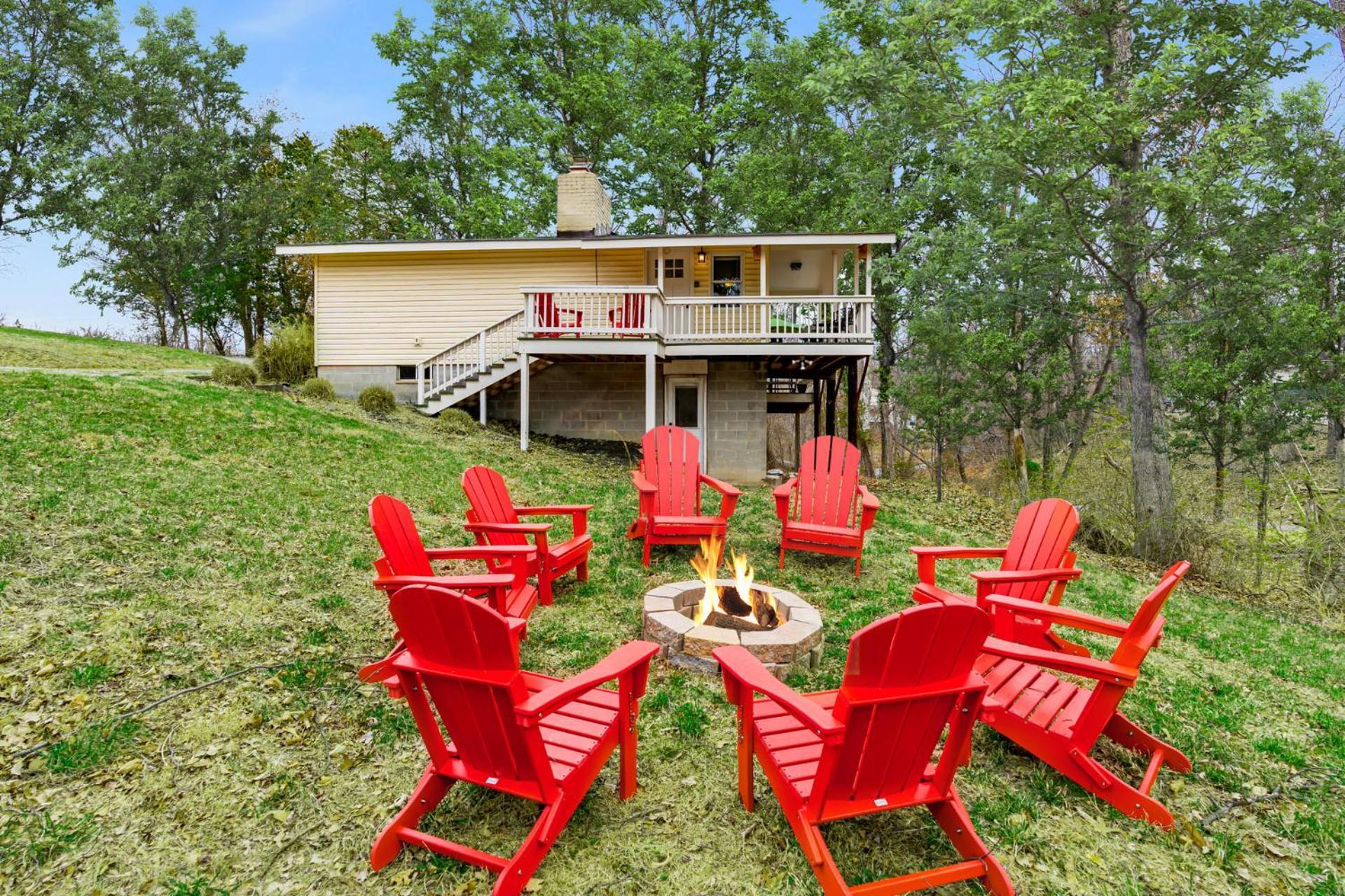 Harpers Ferry Cabin Hot Tub, Deck, Fire Pit, Wifi Экстерьер фото